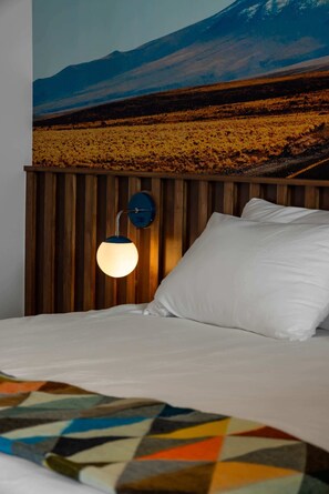 Desk, free WiFi, bed sheets