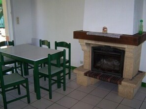 Dining - House Le Piganda 195 (MOLIETS ET MAA)
