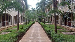 Exterior - Palm Oasis Resort Garissa (Garissa)