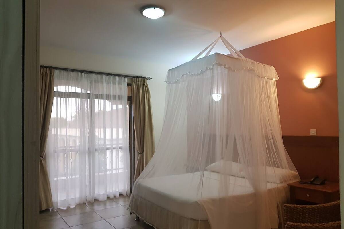 Standard Single Room | Free WiFi, bed sheets