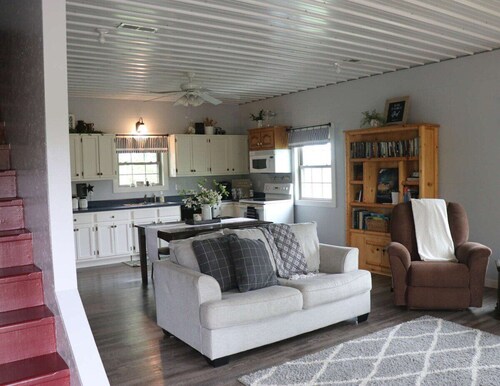 Willow Acres | Fire pit + Grill