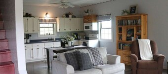 Willow Acres | Fire pit + Grill