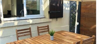 Charming house with terrace near Paris