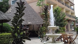 Ảnh chưa phân loại, 5 trong số 37 ảnh, nút