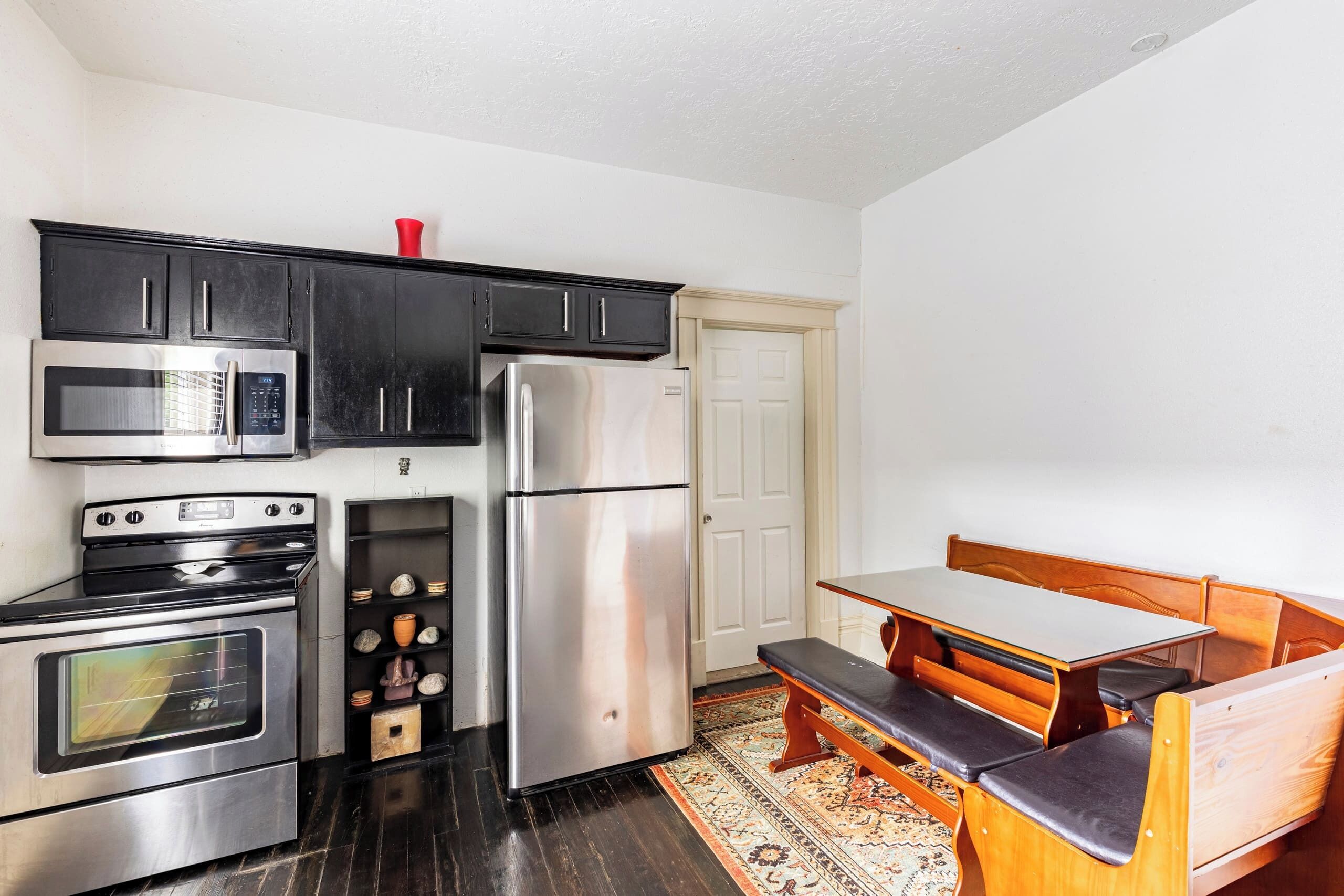 ميكروويف، فرن، موقد طهي مسطح، غسالة أطباق