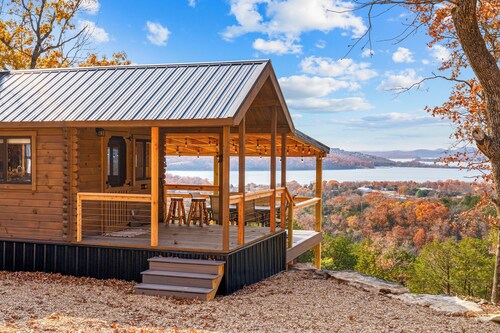 Tucked Away Tiny Home Retreat | Sleeps 6 | Incredible Views