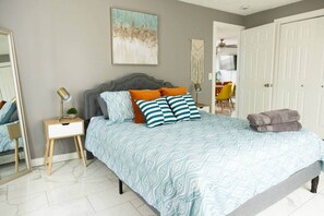 Fer et planche à repasser, Wi-Fi, draps fournis