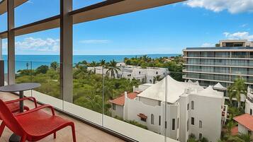 Departamento Deluxe, vista al mar, torre | Terraza o patio
