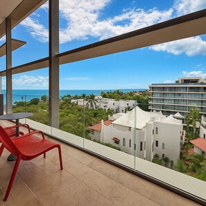 Departamento Deluxe, vista al mar, torre | Terraza o patio