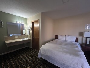 Habitación, 2 camas Queen size, para no fumadores | Escritorio, wifi gratis y ropa de cama 