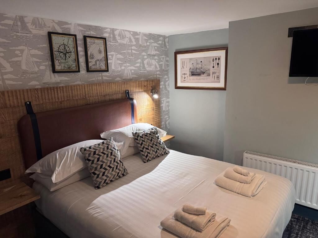  Superior Double King room | Ilmainen Wi-Fi, vuodevaatteet
