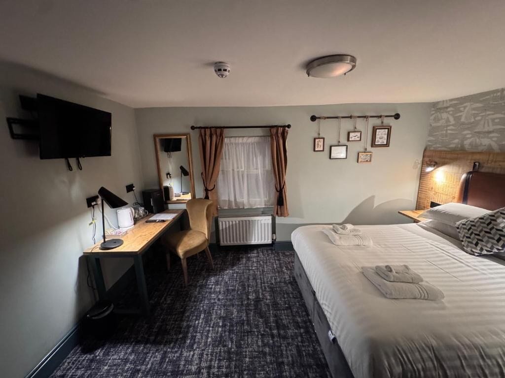 Standard King Room | Wifi gratis y ropa de cama