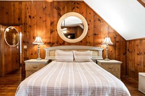 3 Schlafzimmer, Schreibtisch, Bügeleisen/Bügelbrett, Reisekinderbett
