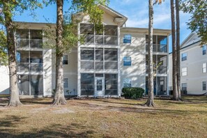 Exterior - River Oaks 19-E (Myrtle Beach)