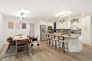 Dining - "Serve & Soak" in Nordic Luxury (Tampa)