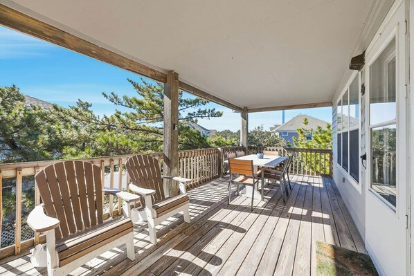Outdoor dining - Breathe Easy | 620 ft to the beach | Community Pool (Corolla)