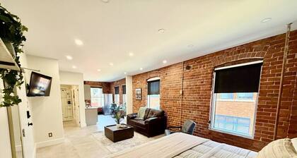Modern Rustic Luxury - Studio