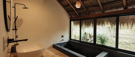 Maison Luxe, vue jardin | Salle de bain