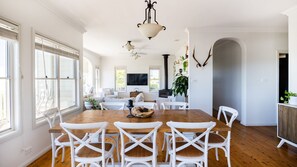 Dining - Hillview House - A stylish country escape with breathtaking views (Milton)