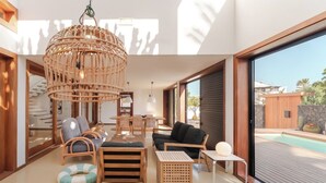 Unclassified image, 2 of 60, button - Canaryislandshost l Pausa (Costa Teguise)