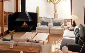 Interior - Canaryislandshost l Pausa (Costa Teguise)