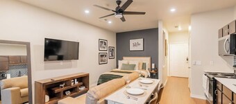 Cowboy Luxe - Chic Studio Apartment