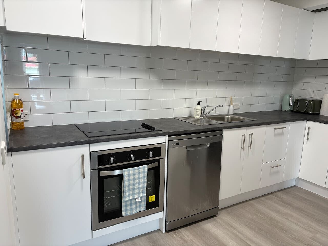 Fridge, microwave, oven, dishwasher