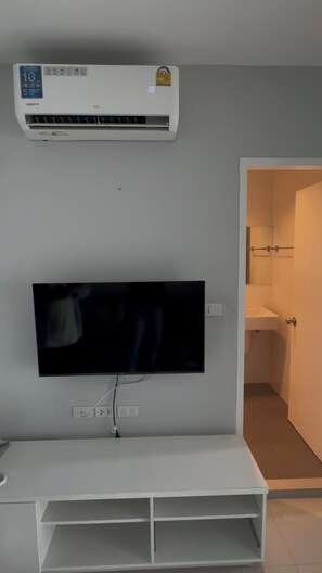 Interior - Convenienct Place, Comfortable Environment, and Relaxing Room (Suan Luang)