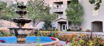 Modern 3BR Condo Near Convention Center