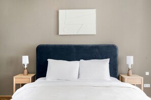 Iron/ironing board, WiFi, bed sheets - Blueground | Wieden, view, nr Belvedere (Vienna)