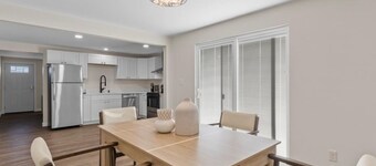 East Green Bay Family Home • Near Bay Beach