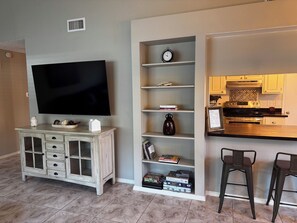 Interior - Your Home away from home II (New Port Richey)