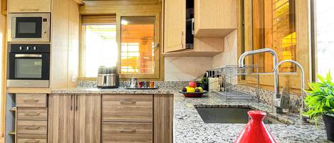 Microwave, stovetop, dishwasher