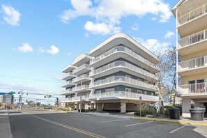 Exterior - Astoria 107 (Ocean City)