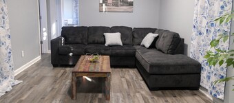 Spacious modern 3-bedroom house in beautiful Portsmouth city.