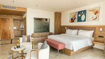 Premium Suite | Desk, free WiFi, bed sheets