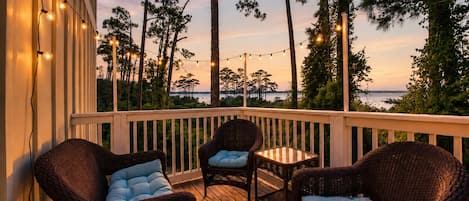 شرفة/رواق