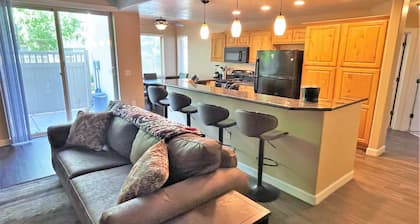 3-Bedroom Condo in the Heart of the City