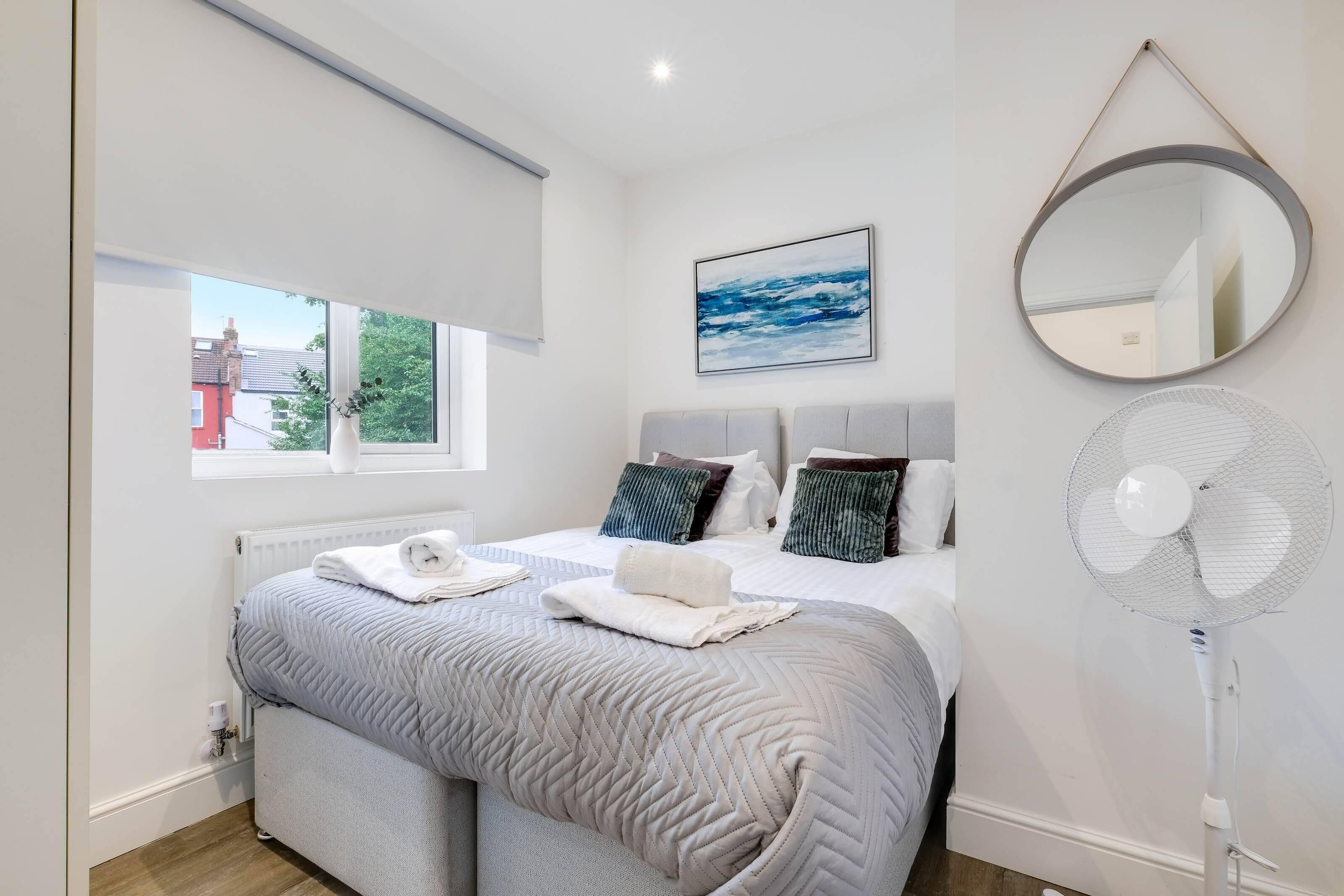 熨斗/熨衣板、免费 WiFi、床单