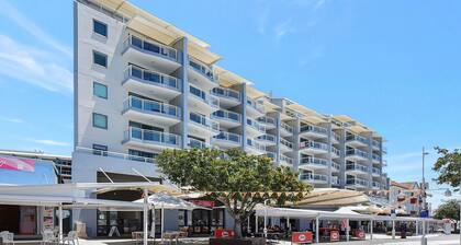 Beach & Breeze Breakaway at Oaks Waterfront