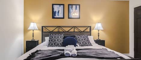 2 habitaciones, tabla de planchar con plancha, wifi y ropa de cama