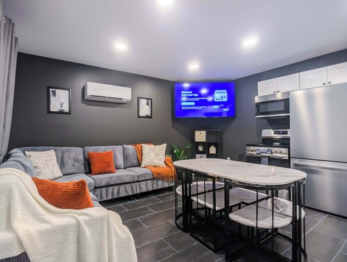 King Bed • Firepit • Buckeye Lake • Hebron 18 Mins