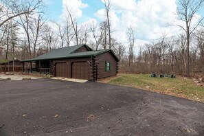Exterior - 4 Acres I Pac Man I King I 10 mins to Polaris (Galena)