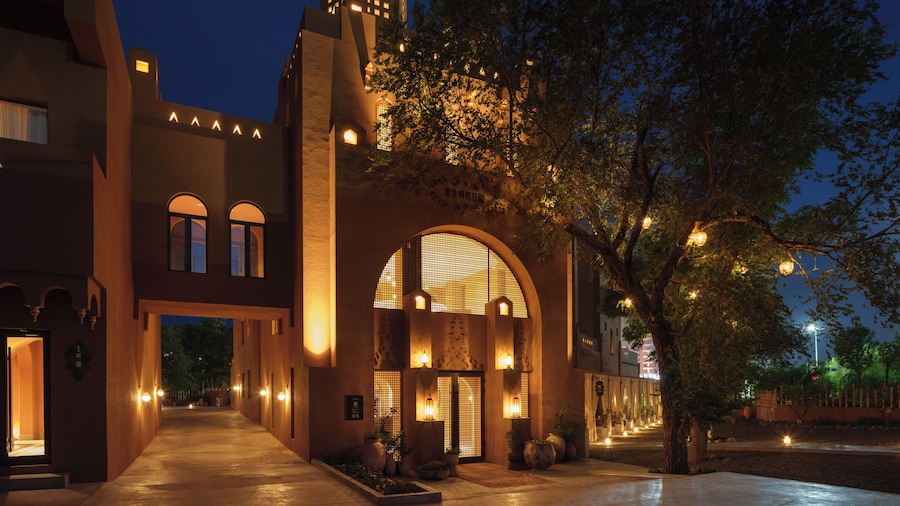 Rizamat Manor Bed&Breakfast