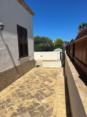 Property grounds - Cozy vacation home in the Saline Nature Park in Marsala (Marsala)