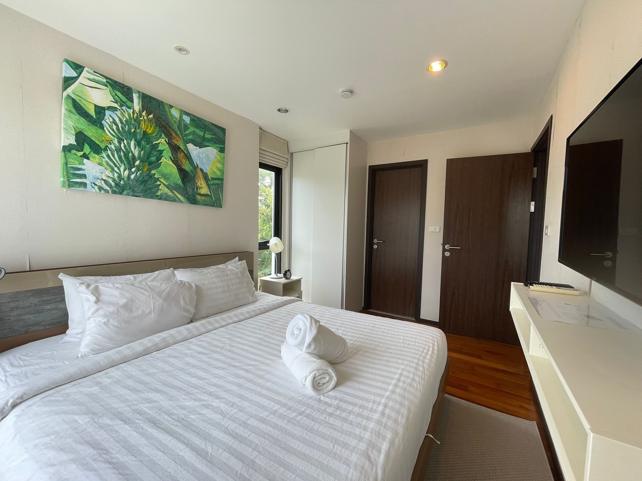 Superior Apartment, Pool View | Iron/ironing board, free WiFi