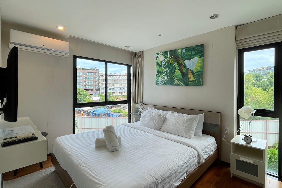 Superior Apartment | Iron/ironing board, WiFi (free)