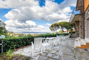 Outdoor dining - Il Cavo Suite 2 - un nido Vista Mare (Rio Marina)