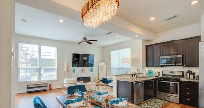 Famous Houston Heights Home & Game Room