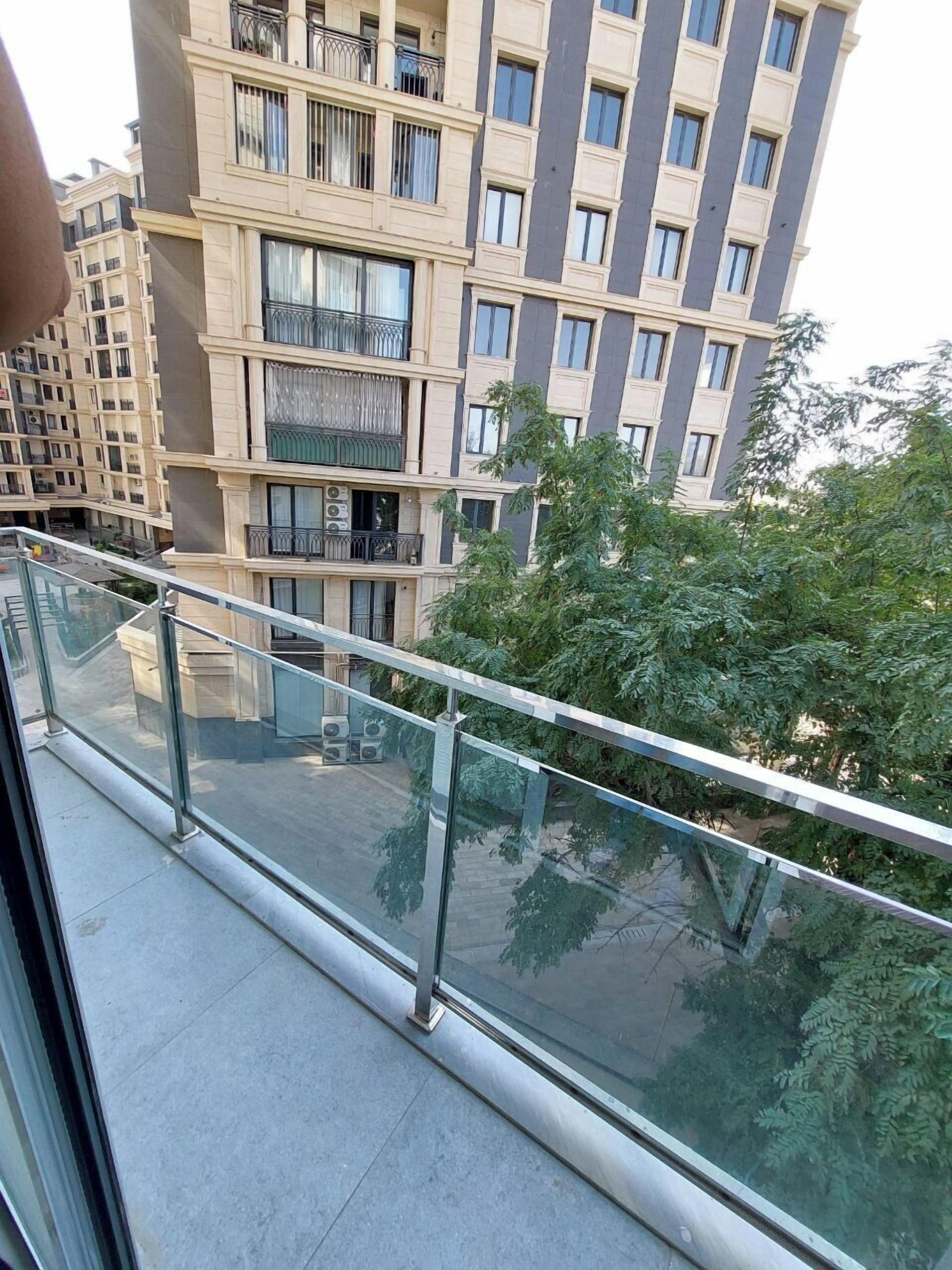 Appartement Confort, balcon, vue cour intérieure | Extérieur